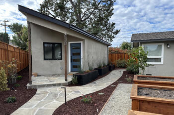 Backyard house in Mountain View 600 sq ft. ADU